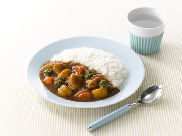 菜の花と鶏もも肉のカレー