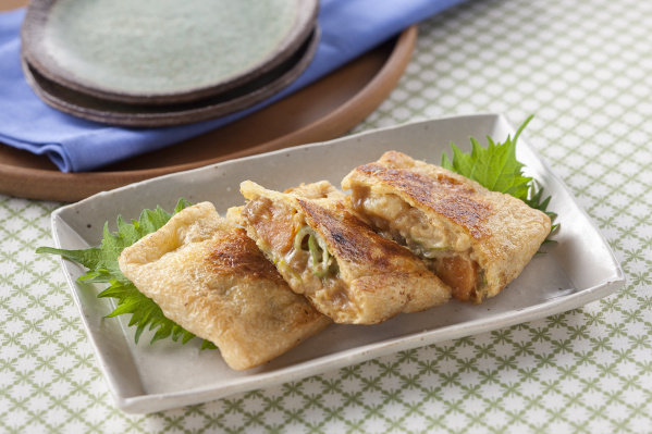 簡単リメイクカレー カレーとねぎの油揚げ はさみ焼き