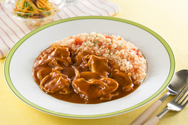 フライパンで作る完熟トマトのハヤシライス(withトマトごはん)