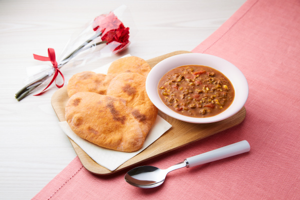 ハートのナンとキーマカレー