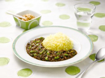 写真:緑のベジキーマカレー