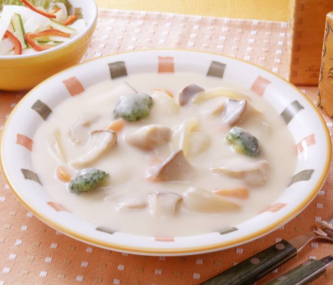 ブロッコリーとエリンギのクリームシチュー レシピ ハウス食品