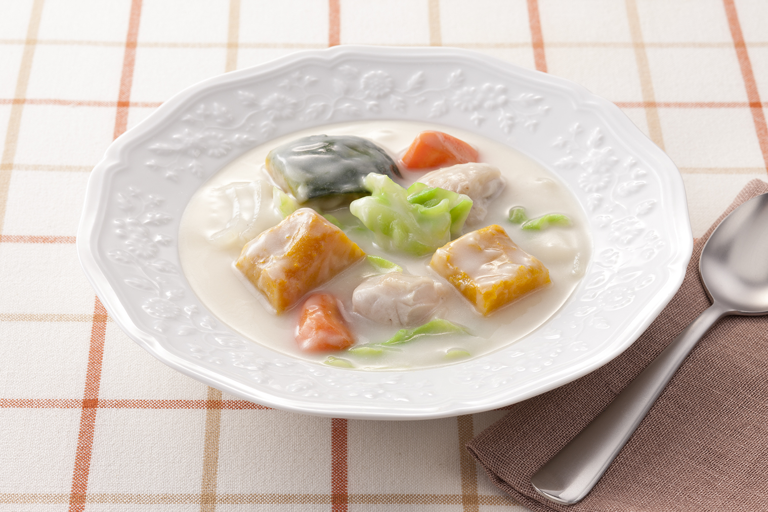 ほくほくかぼちゃと寒玉キャベツのシチュー | レシピ | ハウス食品 ほくほくかぼちゃと寒玉キャベツのシチュー | レシピ | ハウス食品