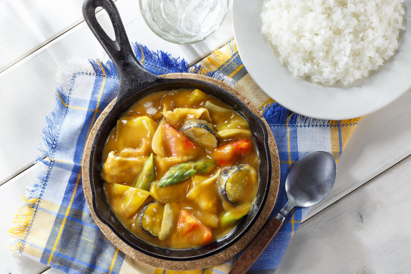 簡単夏野菜のスキレットカレー
