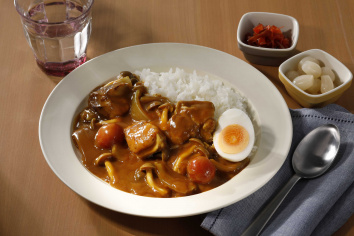 鶏肉こんがりカレー