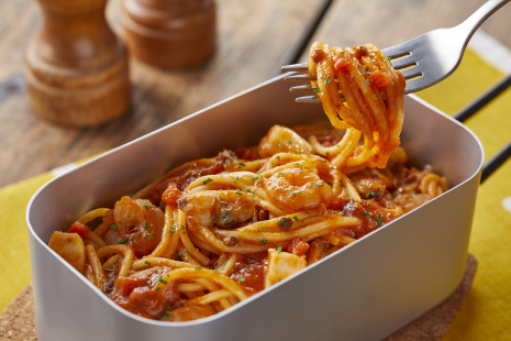 メスティンで作るスパゲッティ ペスカトーレ レシピ ハウス食品