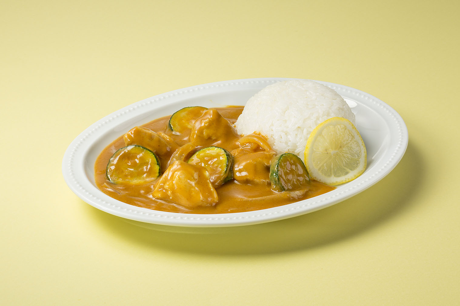 レモンとズッキーニのバターチキンカレー レシピ ハウス食品