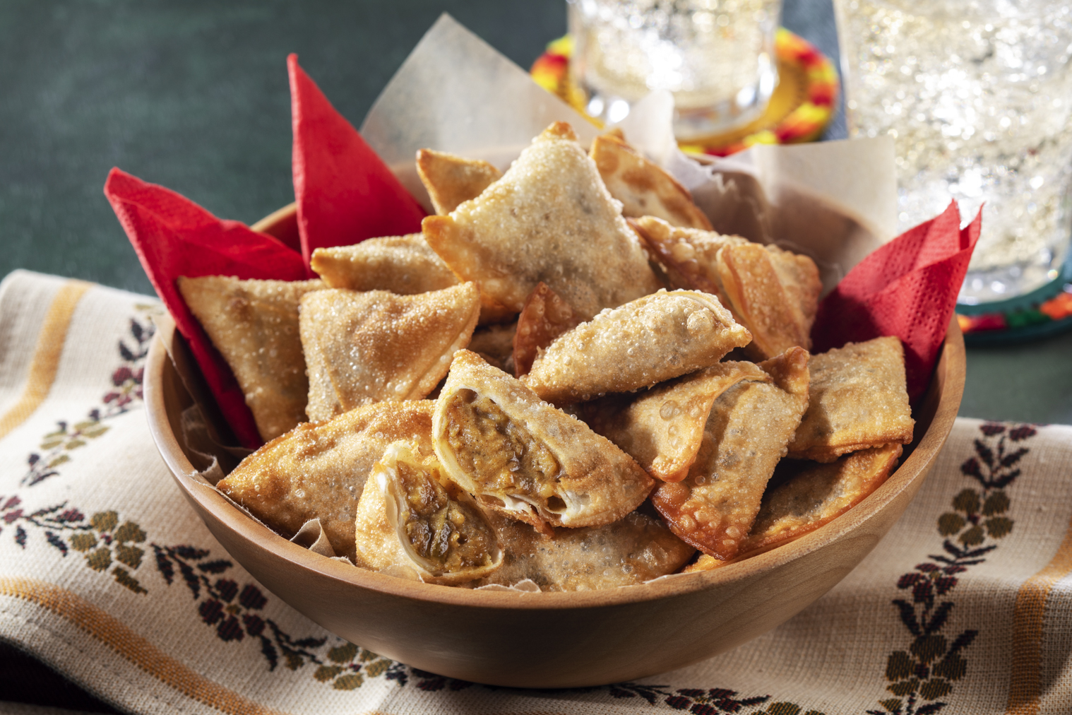 ギョーザの皮で作るサモサ レシピ ハウス食品