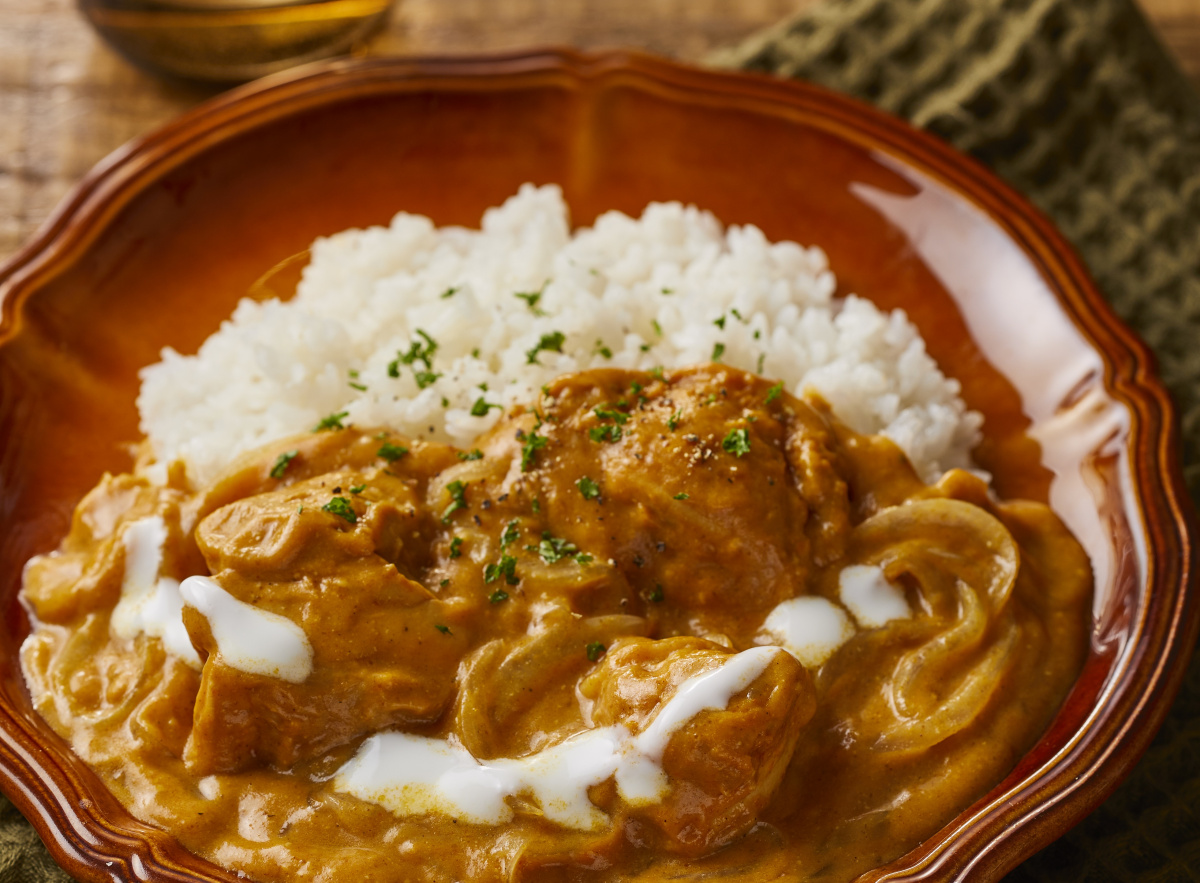 おいバターで仕上げるこくまろバターチキンカレー | レシピ