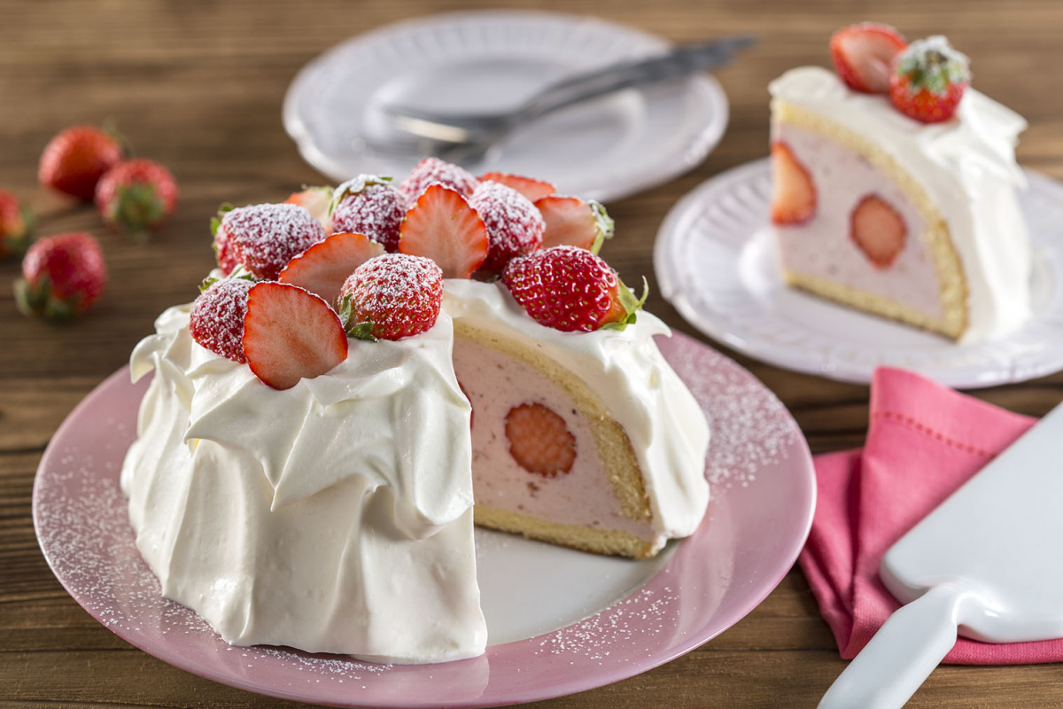 フルーチェムースのドームケーキ | レシピ | ハウス食品