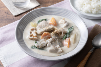 ごぼうとれんこんのごまクリームシチュー