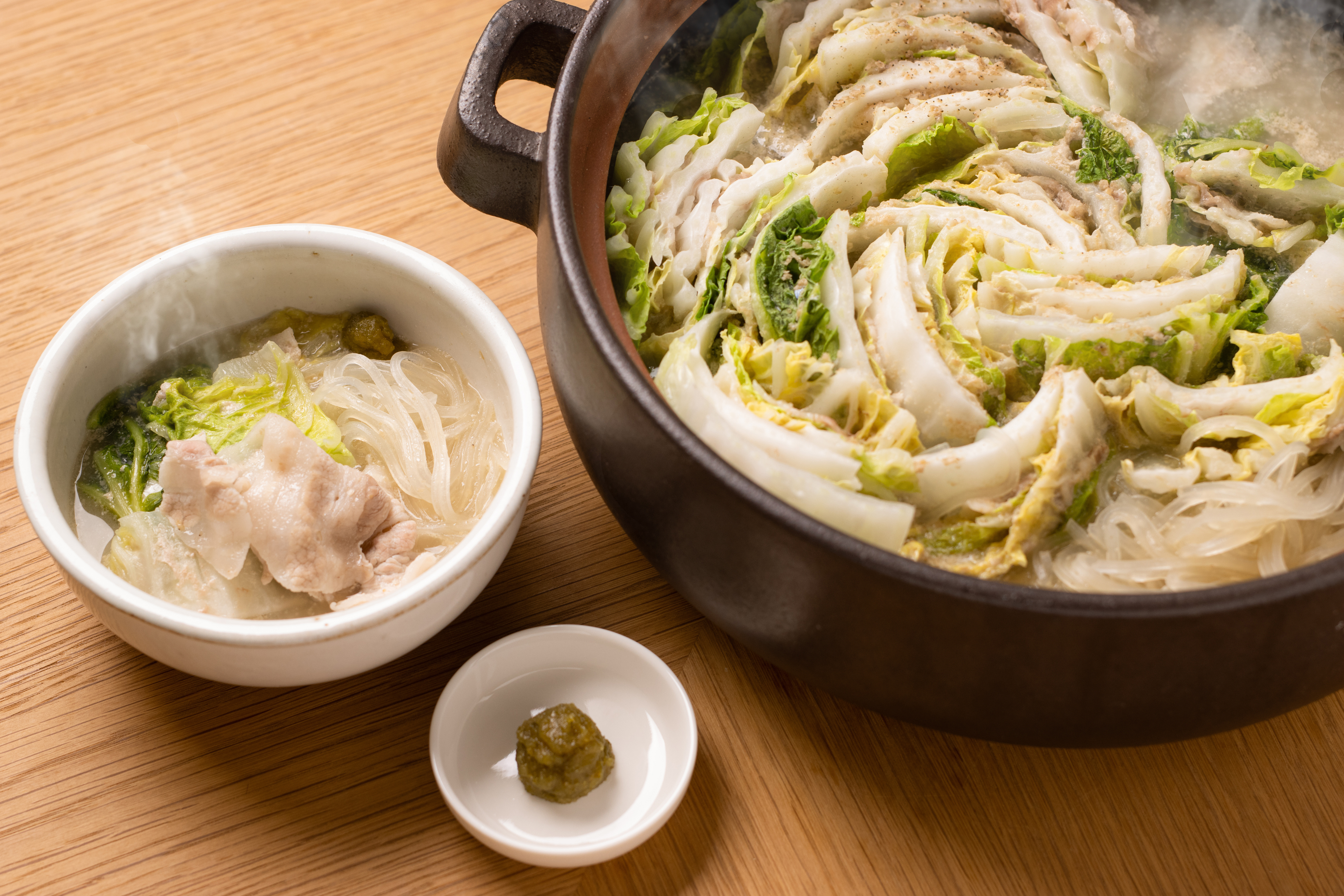 豚バラ白菜のごま豆乳ミルフィーユ鍋 | レシピ | ハウス食品