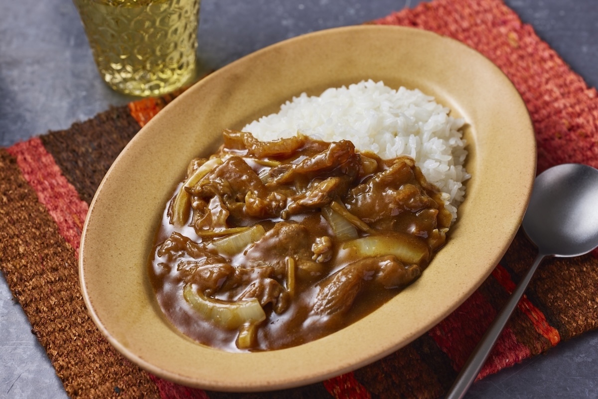 「圧力鍋がなくても作れる牛すじカレー」の画像