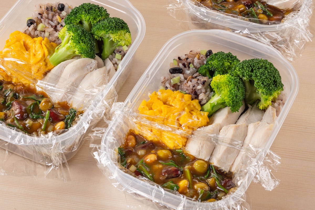 ミールプレップ 鶏むね肉と豆の高たんぱくキーマカレー弁当