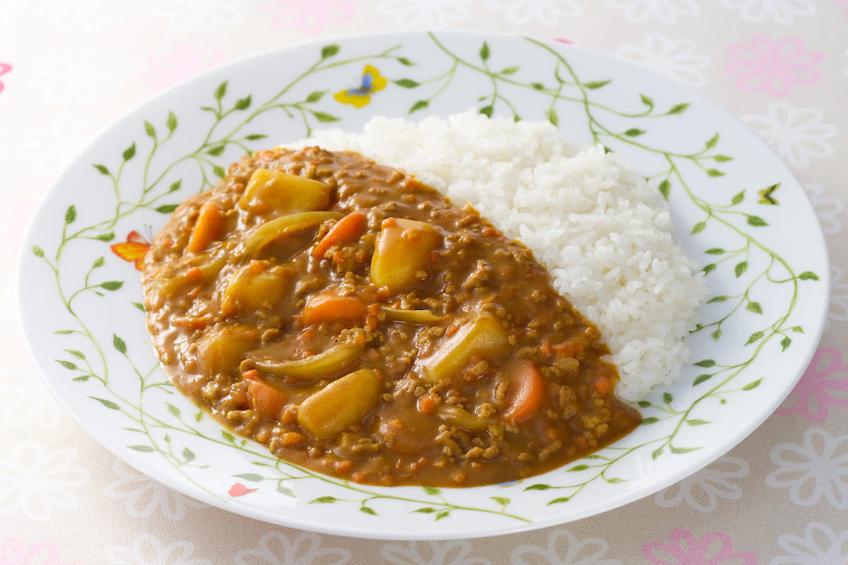 「【ひき肉カレー】基本のレシピはコレ！肉の種類別おすすめレシピ8選も」