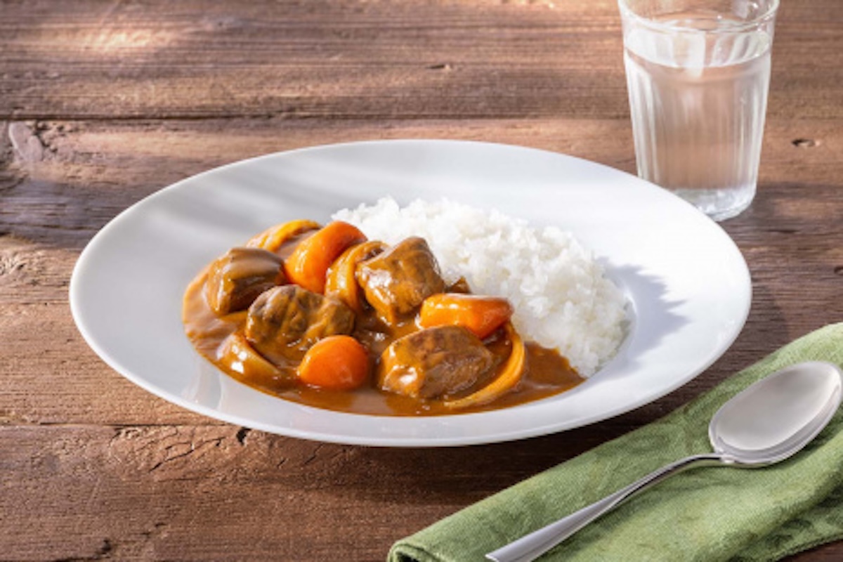 「ジャワカレーで作る！たっぷり角切りビーフカレー」の画像