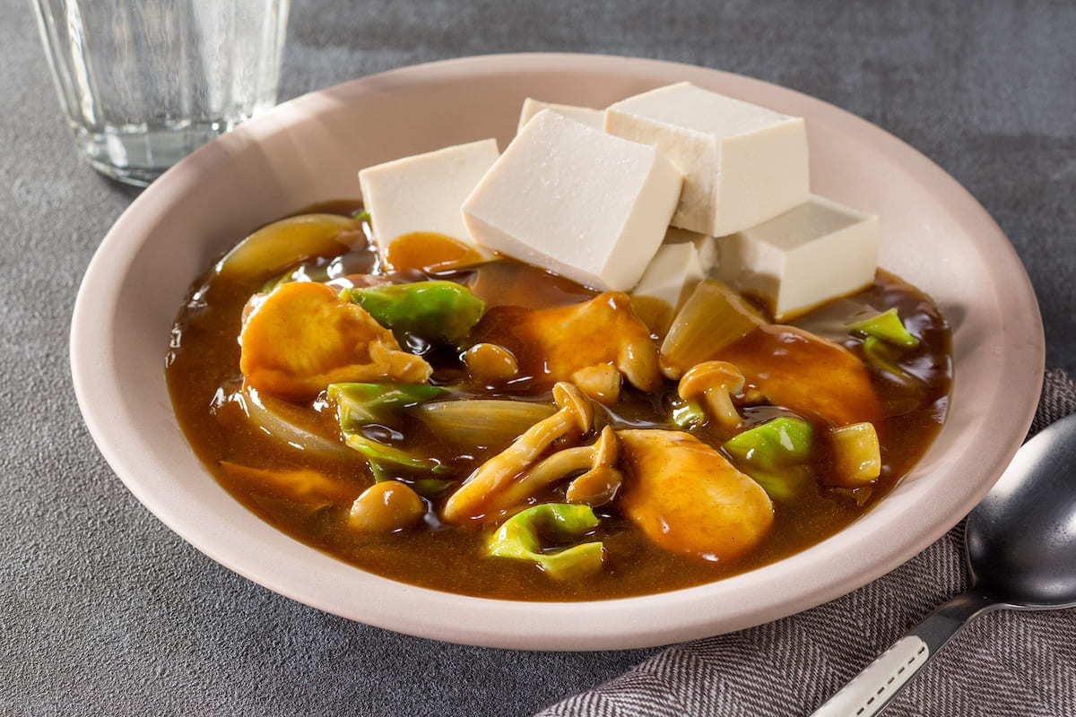 豆腐で食べるチキンカレー