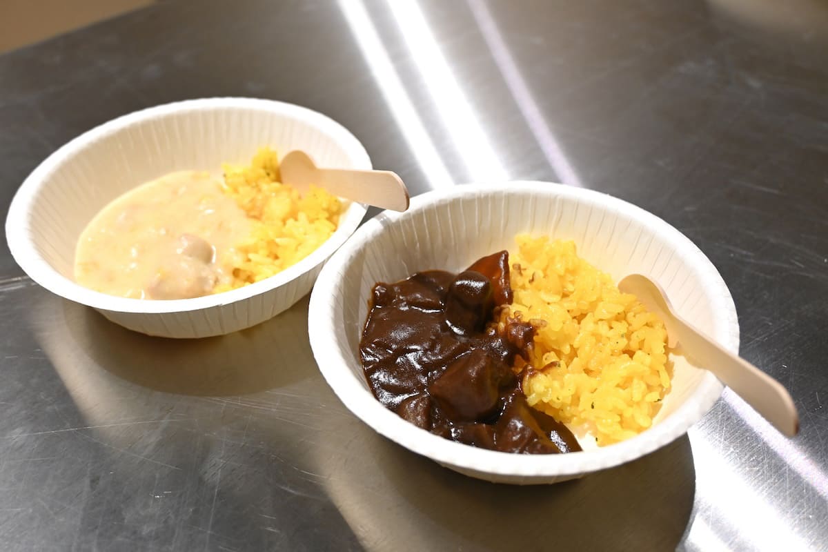 ホワイトカレー&ブラックカレー