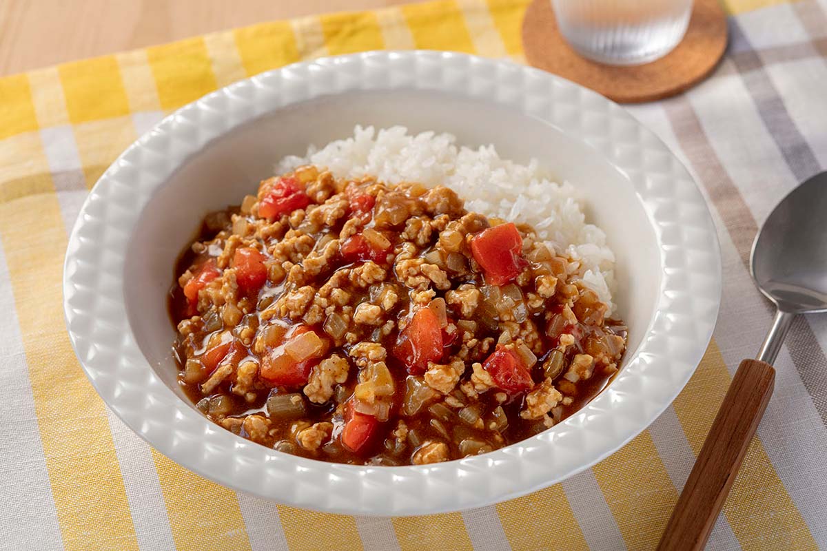 「トマトのチキンキーマカレー」の画像