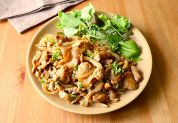 豚こま肉ときのこのポークチャップ風炒め