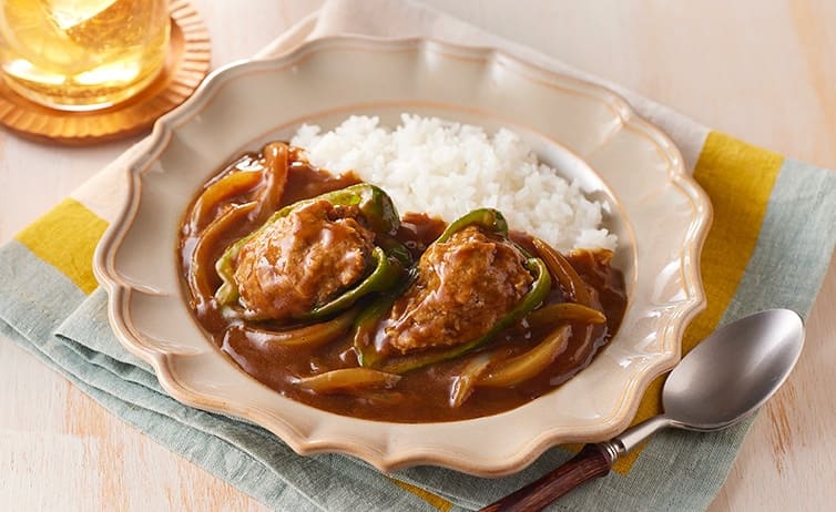 ピーマンの肉詰めカレー