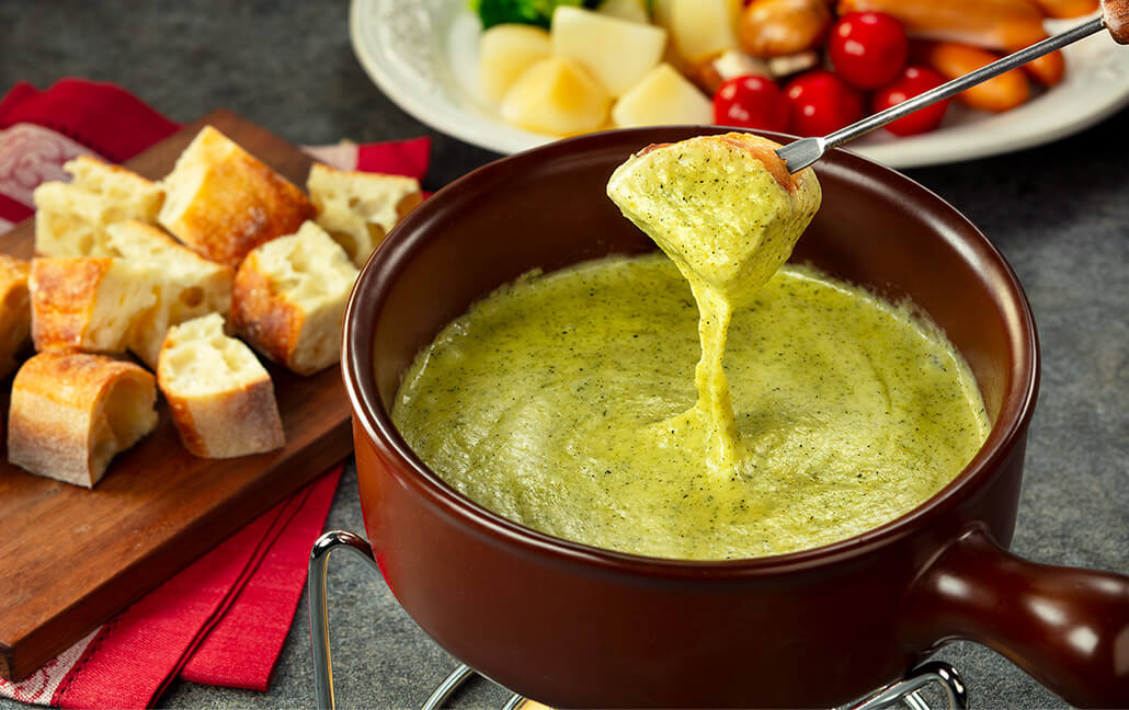 深蒸しバジルのチーズフォンデュの写真