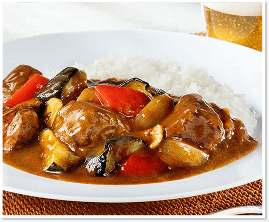 角切りビーフと夏野菜のカレー