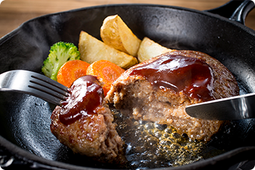 肉汁たっぷりハンバーグ